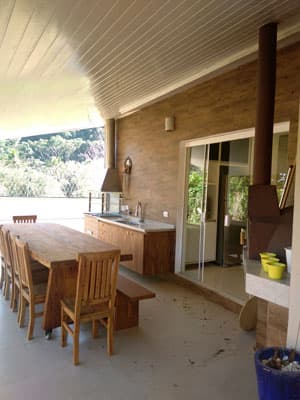SOBRADO 4 DORMS (3 STS) C/PISCINA, VARANDA GOURMET, VAGAS NO GRAMADO, 900M DA PRAIA, ESCRITURA em fase de especificação