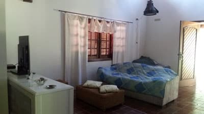 RUSTICA 550m DA PRAIA, 4 DORMS (STE), AMPLA, VARANDA EM U COM CHURRASQ.
