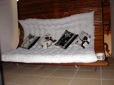 SOBRADO a 600m da praia, PISCINA, CHURRASQ, AMPLO LIVING, 6 DORMS, DUAS  MORADAS