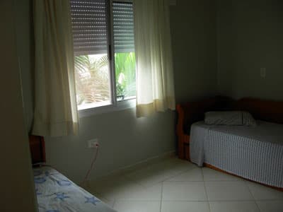 MODERNA, ALTO PADRÃO 600m DA PRAIA, 4 SUITES, PISCINA, OFURÔ, CHURRAQ ELETRICA, JDM