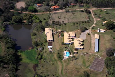 HOTEL-FAZENDA  - INFRA-ESTRUTURA COMPLETA - LAZER- PECUÁRIA - LAVOURA - 35 KM DE S. CARLOS