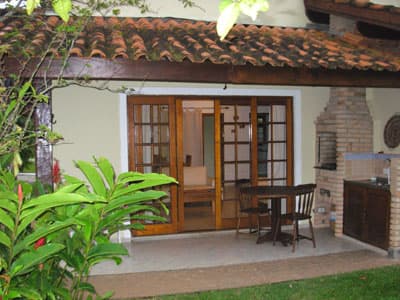 CHARMOSA CASA DE 3 DORMS (2 STS) A 500M DA PRAIA,ATÉ 9 PESSOAS. REVEILLON 10 DIAS