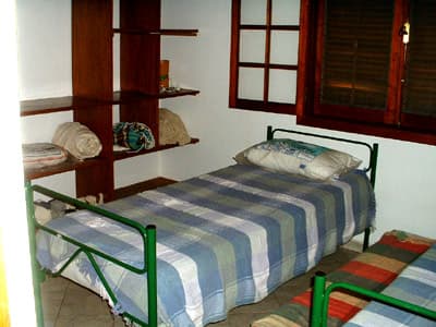 CHARMOSA CASA DE 3 DORMS (2 STS) A 500M DA PRAIA,ATÉ 9 PESSOAS. REVEILLON 10 DIAS