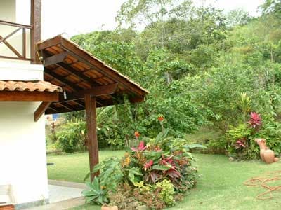 CHARMOSA CASA DE 3 DORMS (2 STS) A 500M DA PRAIA,ATÉ 9 PESSOAS. REVEILLON 10 DIAS