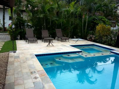 SOBRADO CHARMOSO PISCINA  VARANDA GOURMET C/ CHURRAS WiFi  - CORPUS CHRISTI  e  JULHO 2024 R$2.750 dia