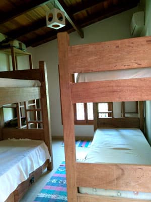 SOBRADO 4 STS c/ Ar Condicionado.,TV SKY, Wifi -10 pess CHURR, Forno a lenha,JDIM, 500m da praia, CARNAVAL 5 dias