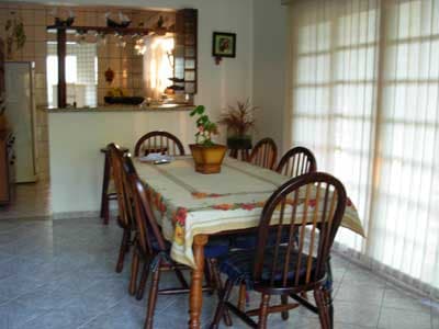 CASA c/PISCINA, CHURRASQ., 5 DORMS c/AR COND. - ATÉ 14 PESSOASFERIADOS - 1º DE MAIO 3 DIAS