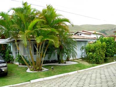TÉRREA c/ PISCINA, CHURRAS, 4 DORMS (1 STE) + 2WCs -TV INTERNET - DIVERSOS PACOTES - FERIADOS 3 DIAS