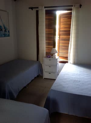 LINDA C/ 4 DORMS (3 STS), AR CONDICIONADO, PISCINA E CHURRASQ., 3 SALAS, 700M DA PRAIA - 5 a 10 de JANEIRO/2026