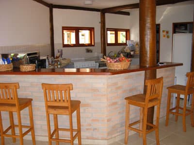 5 STS,  15 PESSOAS, PISCINA, CHURRASQ. E FORNO A LENHA, MEZANINO, 700M DA PRAIA. FERIADO 1 MAIO 3D R$8000