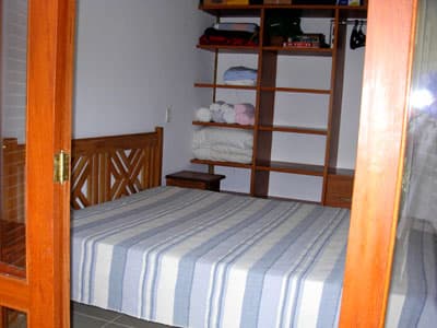 5 STS,  15 PESSOAS, PISCINA, CHURRASQ. E FORNO A LENHA, MEZANINO, 700M DA PRAIA. FERIADO 1 MAIO 3D R$8000