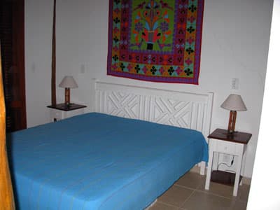 5 STS,  15 PESSOAS, PISCINA, CHURRASQ. E FORNO A LENHA, MEZANINO, 700M DA PRAIA. FERIADO 1 MAIO 3D R$8000