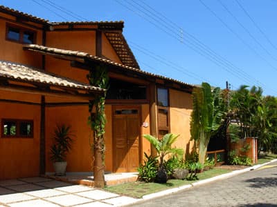 5 STS,  15 PESSOAS, PISCINA, CHURRASQ. E FORNO A LENHA, MEZANINO, 700M DA PRAIA. FERIADO 1 MAIO 3D R$8000