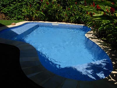5 STS,  15 PESSOAS, PISCINA, CHURRASQ. E FORNO A LENHA, MEZANINO, 700M DA PRAIA. FERIADO 1 MAIO 3D R$8000