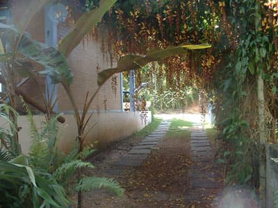 SOBRADO CHURRASQ, 04 DORMS (3 STS) ,Ventiladores, 9 pess - MENSAL R$6.500/mês - FERIADOS - REVEILLON 2026 10 DIAS