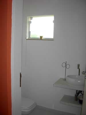 ÓTIMA CASA C/ 4 DORMS, AR CONDIC., PISCINA, CHURRASQ., DIVERSOS AMBS DE ESTAR, DIÁRIAS A PARTIR DE R$1.800
