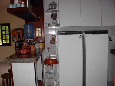 TÉRREA 450M DA PRAIA , CHURRASQ., GRAMADO, 3 DORMS (STE) AR COND. + 2 WC, 8 PESS  -  DIÁRIAS