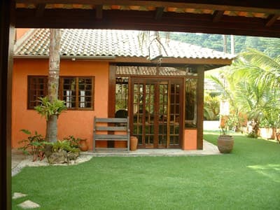 LINDA c/PISCINA, CHURR, JARDIM, 6 SUITES c/Ar Cond,  c/CAMA  CASAL + SOFA CAMA  14P; NATAL 2025  UMA SEMANA