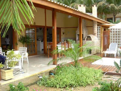 TERREA c/CHURR e FORNO a lenha, LINDA , 5 DORMS (4 STS) -13pess - PISCINA SPA -  . janeiro/ 7 dias