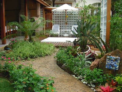TERREA c/CHURR e FORNO a lenha, LINDA , 5 DORMS (4 STS) -13pess - PISCINA SPA -  . janeiro/ 7 dias