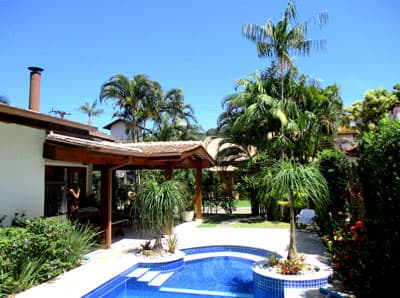 CHARMOSA  TÉRREA, a 500M DA PRAIA, PISCINA, CHURRASQ, 3 DORMS (STE) AR Condic., ATÉ.10 PESSSOAS - REVEILLON 7D