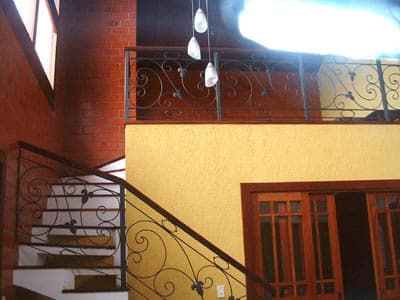 Casa c/3 dorms (2 sts), 600m da praia,  mezanino, Varanda c/churr., feriados diárias
