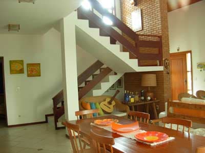 LINDA, DECORAÇÃO PRAIA, 5 DORMS (4 STS) AR CONDIC., 8 ADLTS+2 CRIANÇAS -SPA, CHURR, FERIADOS 1900; REVEILLON DIÁRIAS