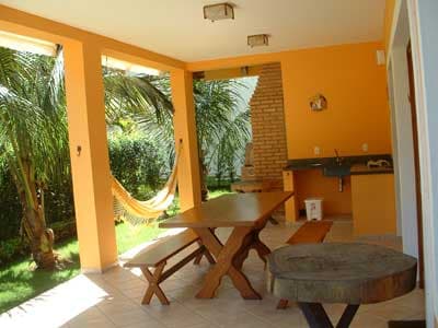 LINDA, DECORAÇÃO PRAIA, 5 DORMS (4 STS) AR CONDIC., 8 ADLTS+2 CRIANÇAS -SPA, CHURR, FERIADOS 1900; REVEILLON DIÁRIAS