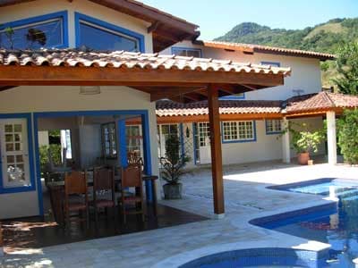 LINDA c/PISCINA, 1200m da praia, CHURRASQ. F.PIZZA, 5 DORMS c/ ArCond (4 STS) + WC, 11 pess., CARNAVAL 5D