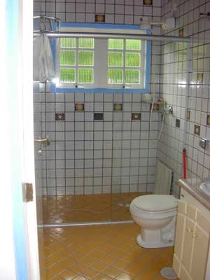 LINDA c/PISCINA, 1200m da praia, CHURRASQ. F.PIZZA, 5 DORMS c/ ArCond (4 STS) + WC, 11 pess., CARNAVAL 5D