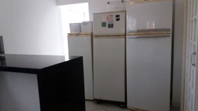 PISCINA, CHURRASQ, FORNO A LENHA, 5 DORMS (3 STS) AR CONDIC.;  ATÉ 8 PESS. CARNAVAL R$15.000/9 DIAS