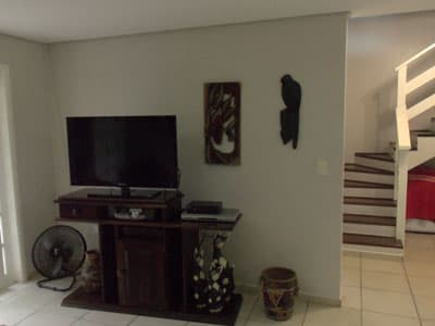 ÓTIMO SOBRADO, 5 DORMS (4 STS) P/ ATÉ 8 ADLTS  e  2 Crianças , CHURR. PORTÁTIL  - ALUGUEL  A  CONSULTAR