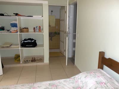 ÓTIMO SOBRADO, 5 DORMS (4 STS) P/ ATÉ 8 ADLTS  e  2 Crianças , CHURR. PORTÁTIL  - ALUGUEL  A  CONSULTAR