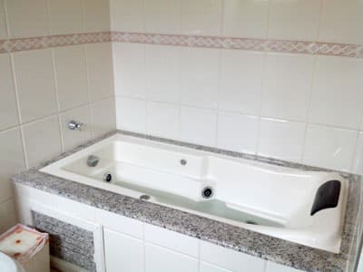 CHARMOSA, 500m DA PRAIA c/PISCINA, CHURRASQ, 3 DORMS (STE), Ar cond. Wifi, MEZANINO, 8 PESS - FERIADO CORPUS CHRT