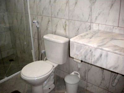LINDA CHÁCARA C/ PISCINA, CHURR., F. PIZZA, FOGÃO CAIPIRA, QUADRA GRAMADA, 3 DORMS (2 STS), 4.428M² A.T.
