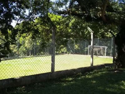 LINDA CHÁCARA C/ PISCINA, CHURR., F. PIZZA, FOGÃO CAIPIRA, QUADRA GRAMADA, 3 DORMS (2 STS), 4.428M² A.T.